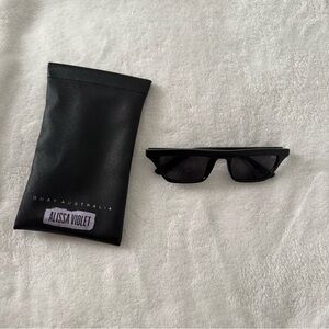 Quay Australia Alissa Violet sunglasses